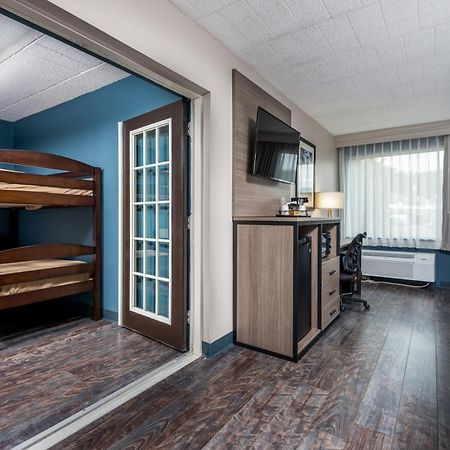 Baymont By Wyndham Bartonsville Poconos Buitenkant foto